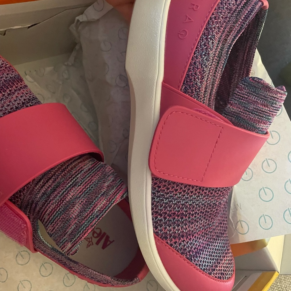 Traq sneakers by Alegria